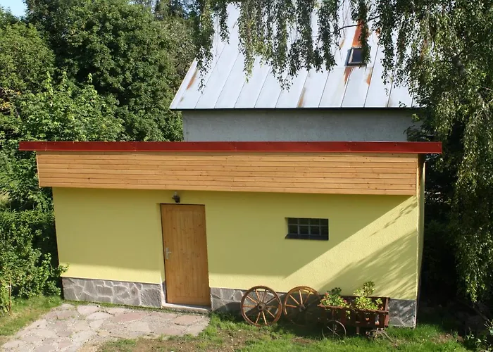 Guest house U Zpevaku 3*